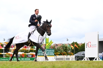 Jack Whitaker claims a four-star win as we round up a great weekend of Brits Abroad Jack Whitaker claims a four-star win as we round up a great weekend of Brits Abroad